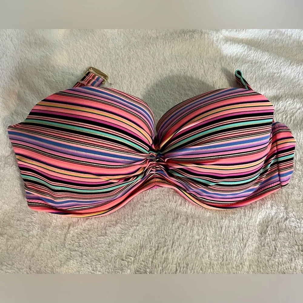 Victoria's Secret Bikini Top - Picture 2 of 3
